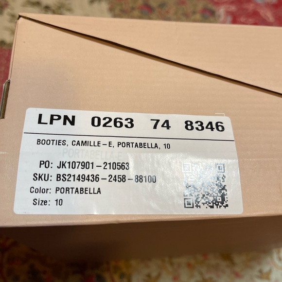 Nice ladies boots - Picture 3 of 3